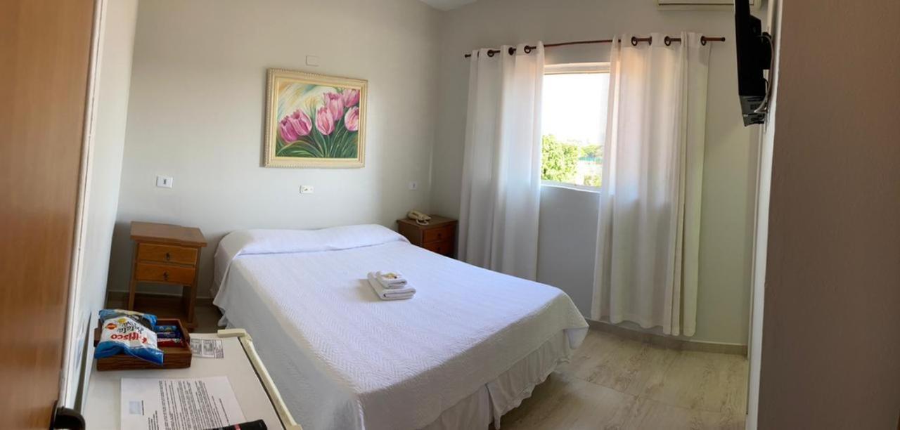 Casarao Hotel Бротас Екстериор снимка