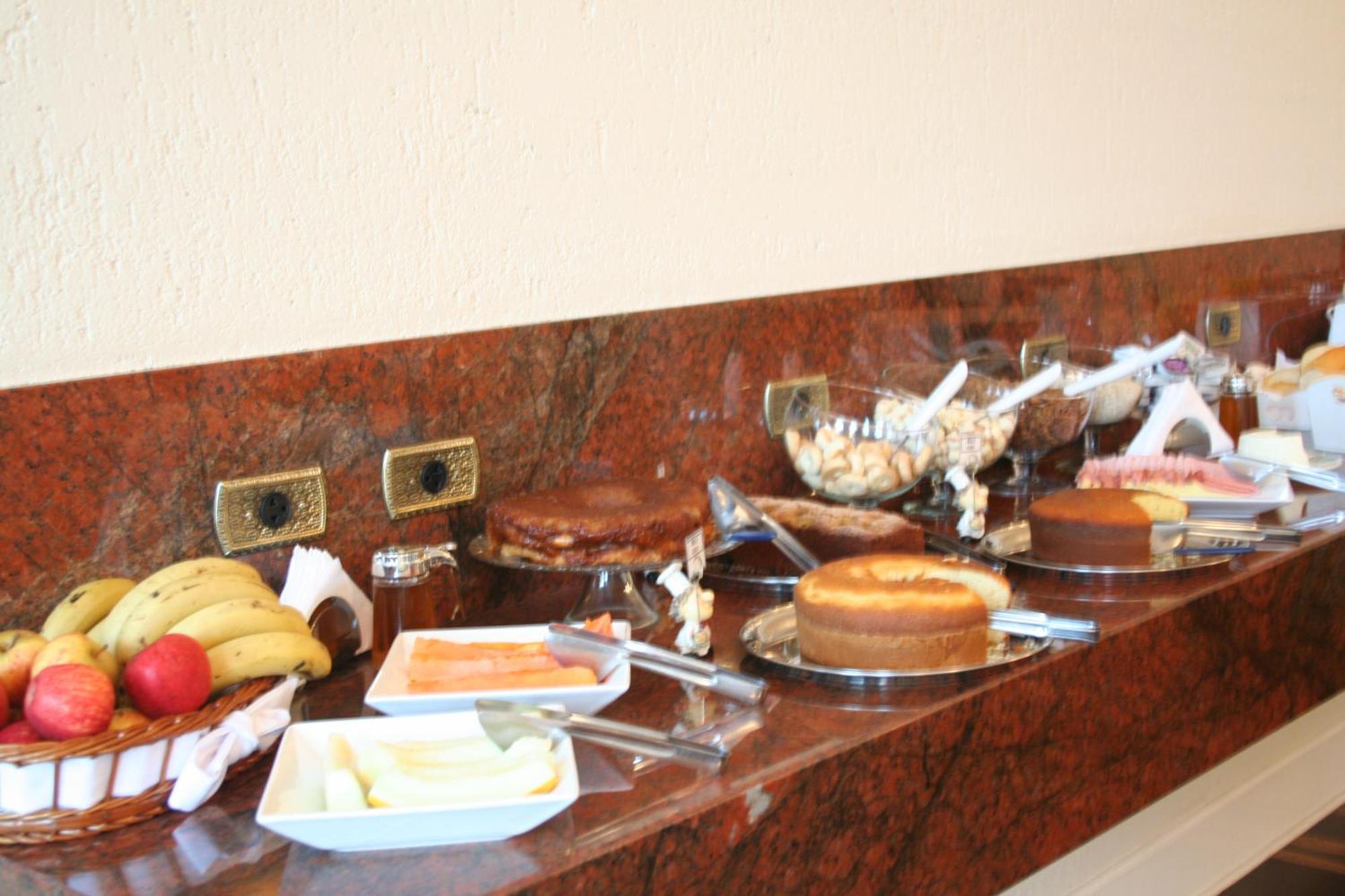 Casarao Hotel Бротас Екстериор снимка
